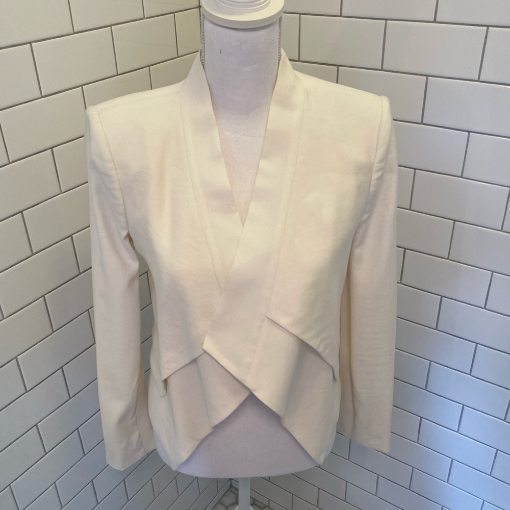 BCBGMaxAzria White Open Front Blazer XS with tags